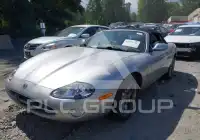2002 Jaguar XK8 фото