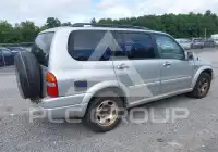 2002 Suzuki XL7 photo