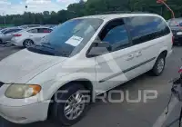 2002 Dodge Grand Caravan photo