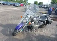 2002 Honda VT750 фото