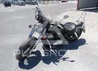 2002 Honda VT750 фото