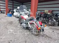 2002 Honda VT750 фото