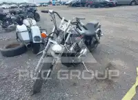 2002 Honda VT750 фото