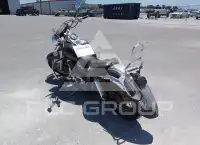 2002 Honda VT750 фото