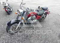 2002 Honda VT750 фото