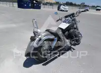 2002 Honda VT750 фото