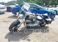 2002 Honda VTX1800 фото