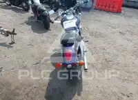 2002 Honda VTX1800 фото