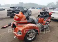 2002 Honda GL1800 фото