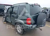 2002 Jeep LIBERTY фото