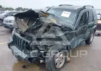 2002 Jeep LIBERTY фото