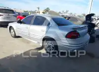 2002 Pontiac GRAND AM фото