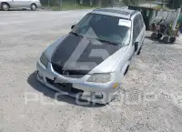 2002 Mazda Protege photo