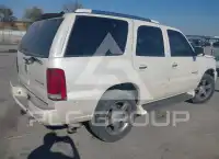 2002 Cadillac ESCALADE photo