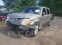 2002 Cadillac ESCALADE photo