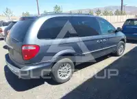 2002 Chrysler TOWN & COUNTRY фото