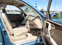 2002 Mercedes Benz E 320 photo