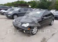 2002 Mercedes Benz C 320 photo