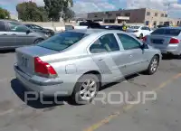 2002 Volvo S60 фото