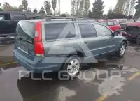 2002 Volvo V70 photo