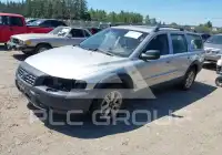 2002 Volvo V70 фото