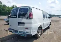 2002 GMC Savana фото