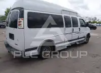 2002 GMC Savana фото