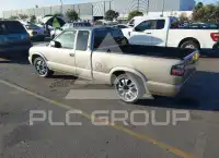 2002 GMC SONOMA фото