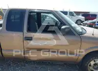 2002 GMC SONOMA фото