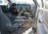 2002 GMC SONOMA photo