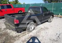 2002 GMC SONOMA фото
