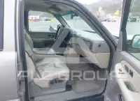 2002 GMC YUKON photo