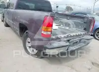 2002 GMC Sierra photo