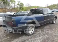 2002 GMC Sierra photo
