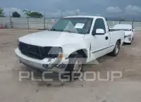 2002 GMC Sierra photo