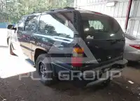2002 GMC YUKON photo