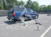 2002 GMC YUKON фото