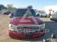 2002 GMC YUKON фото