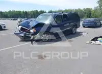 2002 GMC YUKON фото