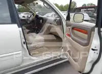 2002 Lexus LX470 фото