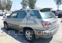 2002 Lexus RX300 photo