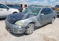 2002 Lexus LS430 photo