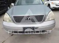 2002 Lexus LS430 photo