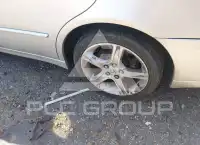 2002 Lexus IS300 photo