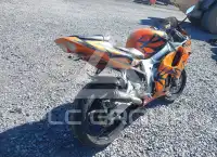 2002 Yamaha YZFR6 фото