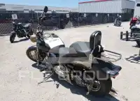 2002 Yamaha XVS1100 фото