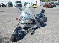 2002 Yamaha XVS1100 фото
