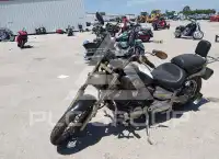 2002 Yamaha XVS1100 фото