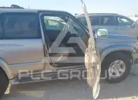2002 Toyota 4 RUNNER фото