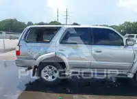 2002 Toyota 4 RUNNER фото